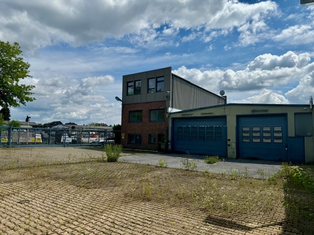 Ansicht 1 Halle Solingen