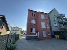 Ansicht Solides Mehrfamilienhaus mit 4 Wohnungen, Hof und Nebengeb�ude in Solingen-H�hscheid.