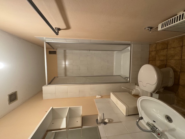 Bad Appartement Mehrfamilienhaus Solingen