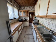 K�che Freistehendes Einfamilienhaus mit Garage in ruhiger Wohnlage.