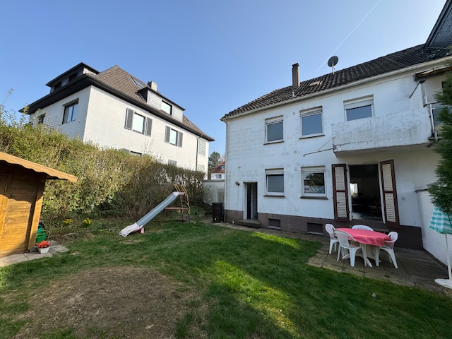 R�ckansicht Doppelhaush�lfte Solingen