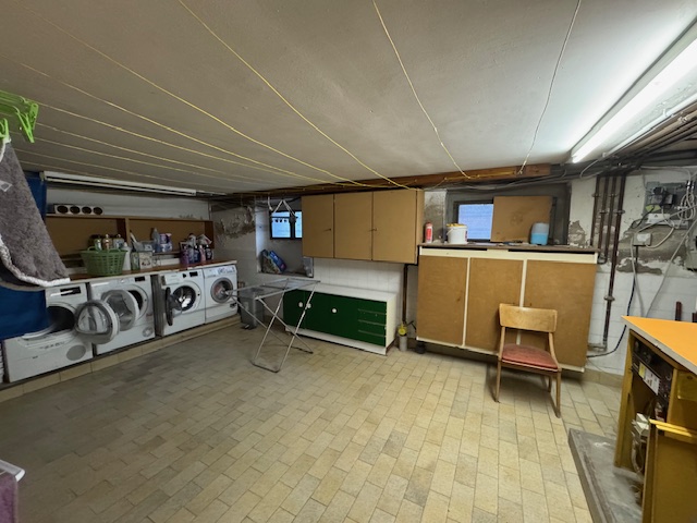 Keller Mehrfamilienhaus Solingen