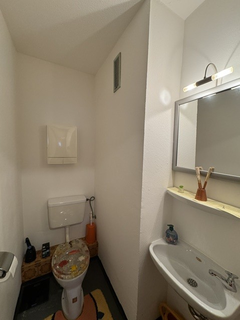 Tages WC Etagenwohnung Erkrath