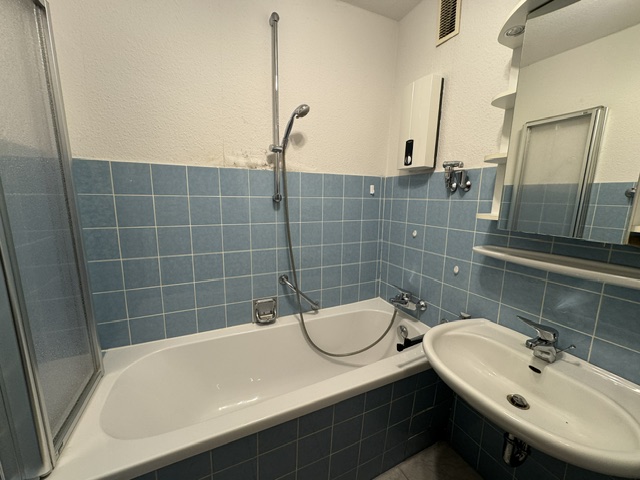 Bad Etagenwohnung Solingen