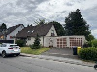 Hauptbild Freistehendes Einfamilienhaus mit Einlieger-WG, Doppelgarage, am Rande des Landschaftsschutzgebiets.