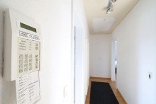 Diele Gro�z�giges Ein- bis Zweifamilienhaus mit Doppelgarage in bester Lage der Solinger-S�dstadt.