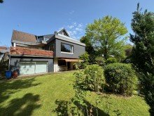 Ansicht vom Garten Gelegenheit! Beste Lage Solingen-Gr�frath, 1-2 Familienhaus mit gro�em Garten und Garage.