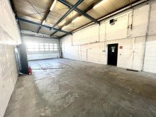 Halle 2 B�rogeb�ude mit Halle und Wohnung in bester Lage im Gewerbegebiet Solingen-Aufderh�he, An den Eichen