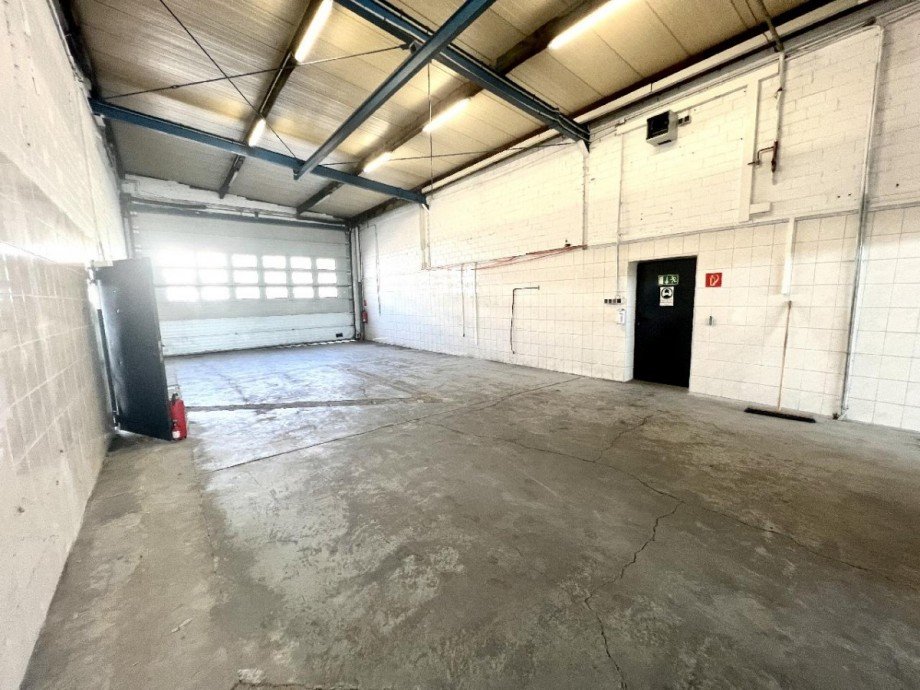 Halle 2 B�rohaus Solingen