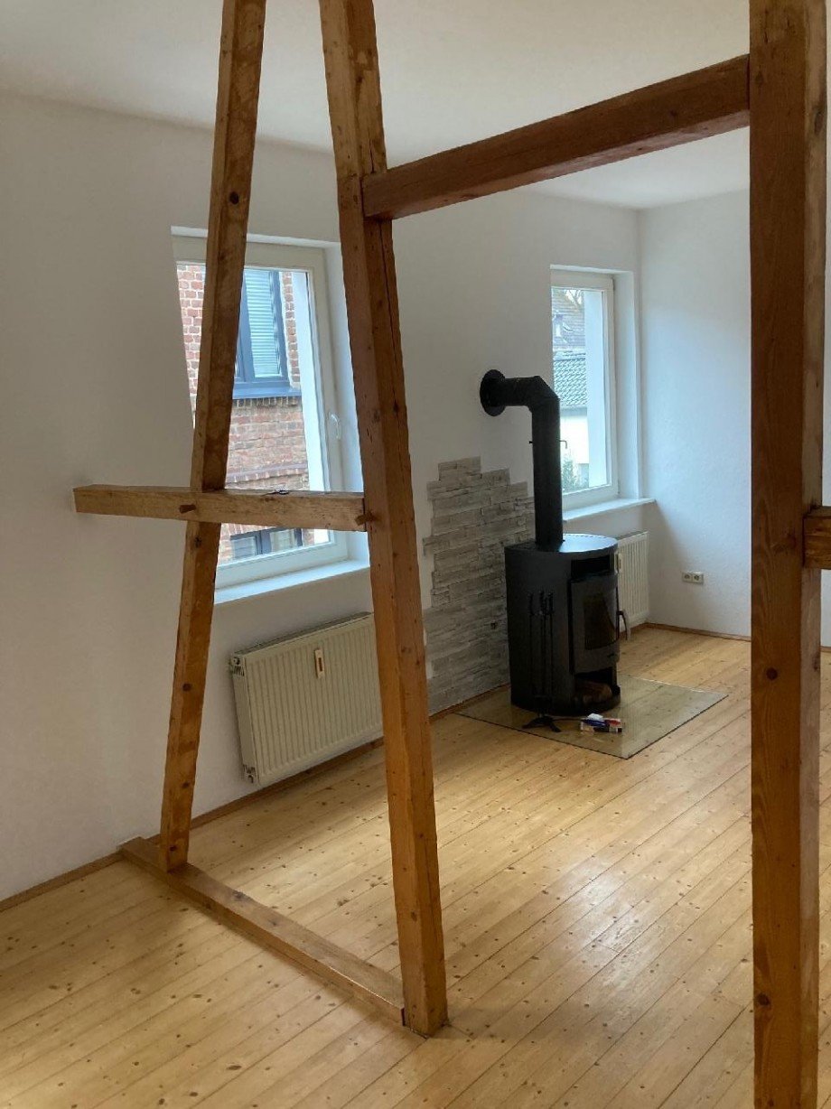 Wohnraum Wohnung 2 mit Kamin Zweifamilienhaus Solingen