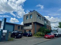 Hauptbild Bürogebäude mit Halle und Wohnung in bester Lage im Gewerbegebiet Solingen-Aufderhöhe, An den Eichen