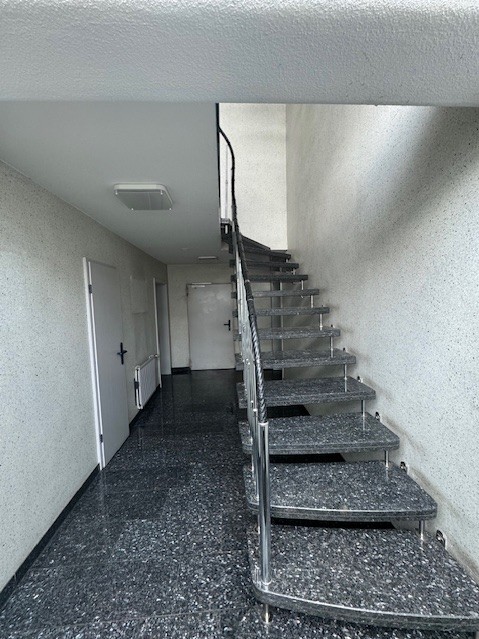 Eingangsbereich Halle Solingen