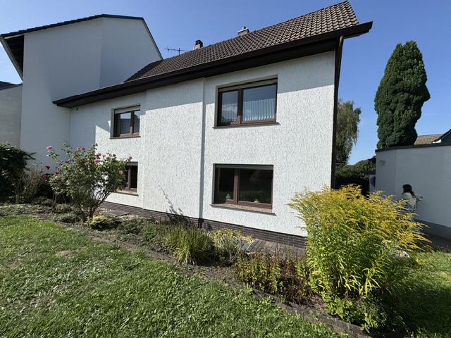 Ansicht vorne Einfamilienhaus Solingen