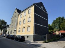 Ansicht Solides Mehrfamilienhaus mit 4 Wohnungen, Hof und Nebengeb�ude in Solingen-H�hscheid.