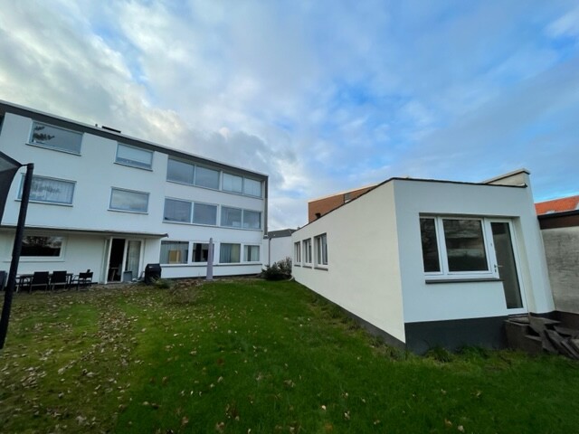 R�ckansicht Mehrfamilienhaus Solingen