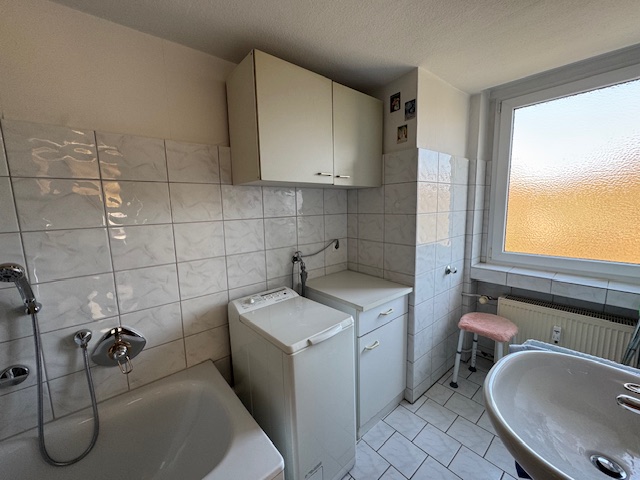 Bad Etagenwohnung Solingen